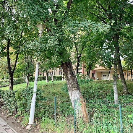 Luand Apartament Яш Екстериор снимка